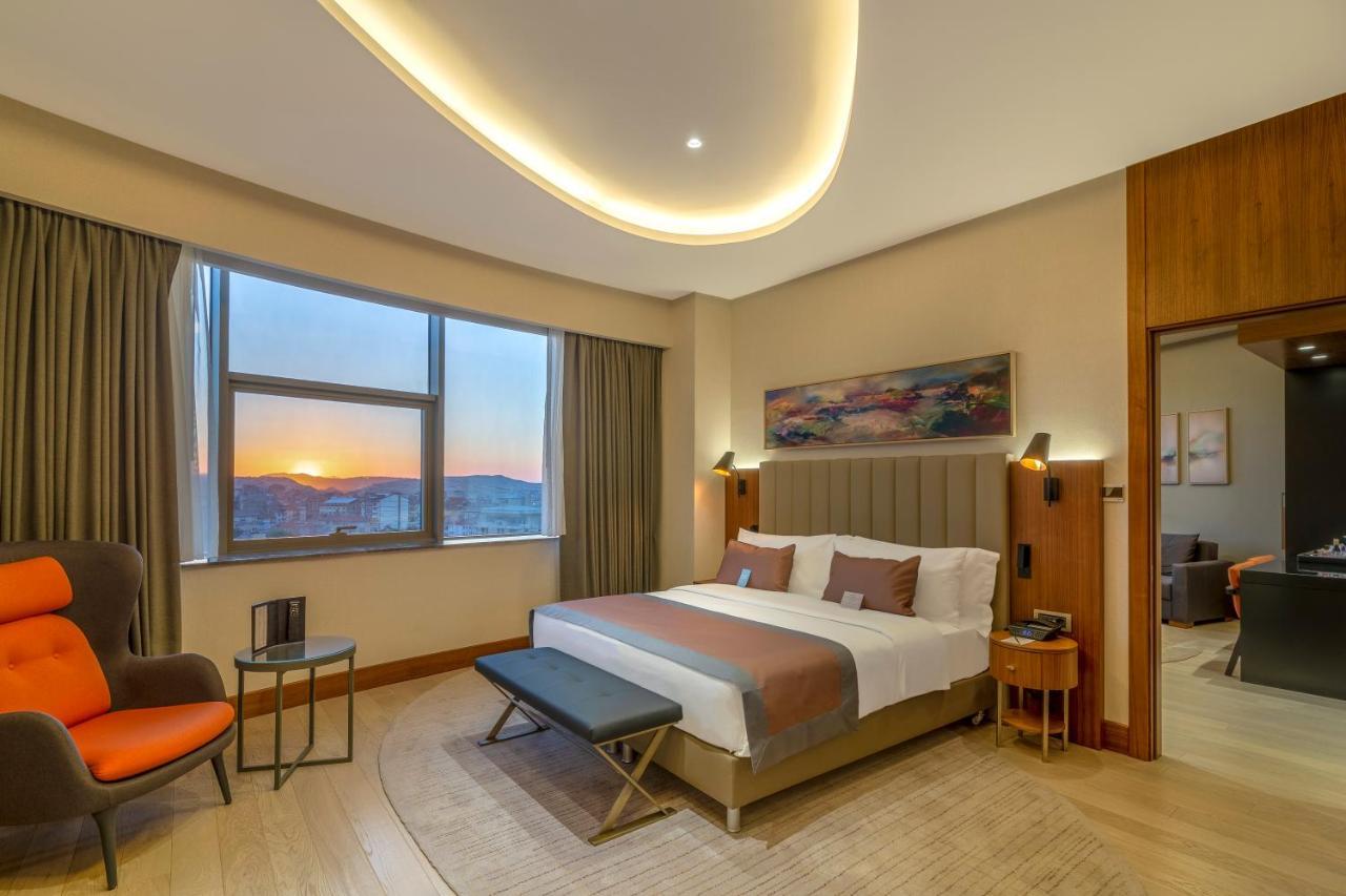 Отель Crowne Plaza Cappadocia - Nevsehir By Ihg Номер фото
